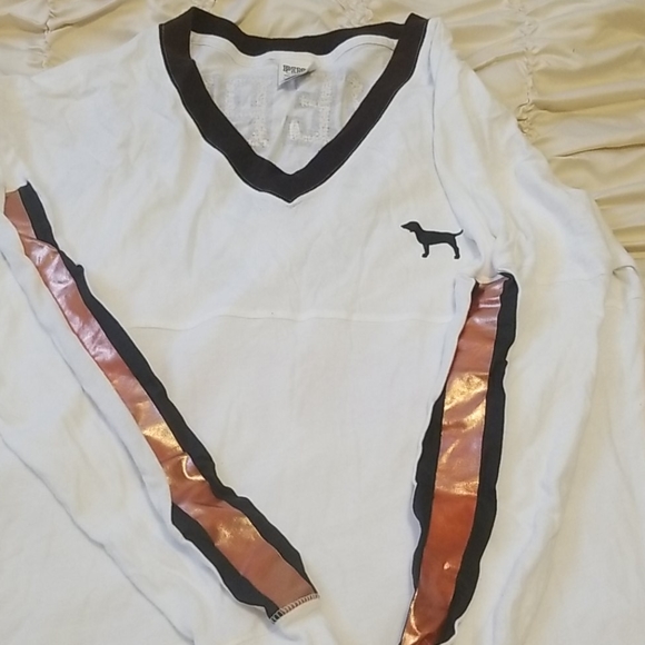 Top - Picture 2 of 5